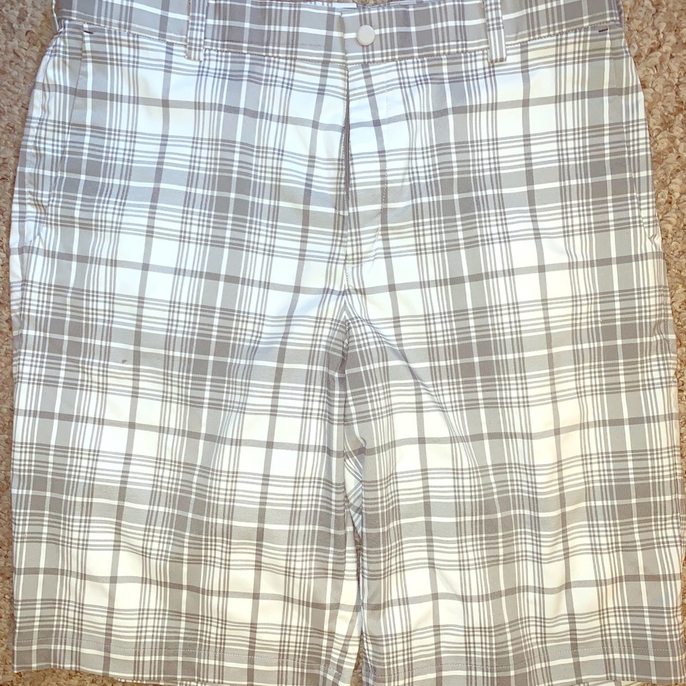 Nike Golf Shorts - Size 34